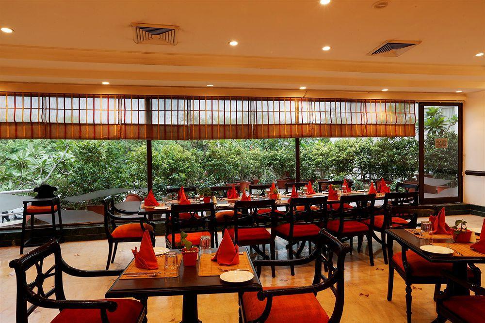 Hotel Townhouse 517 La Sapphire Near Delhi Airport Nueva Delhi Exterior foto