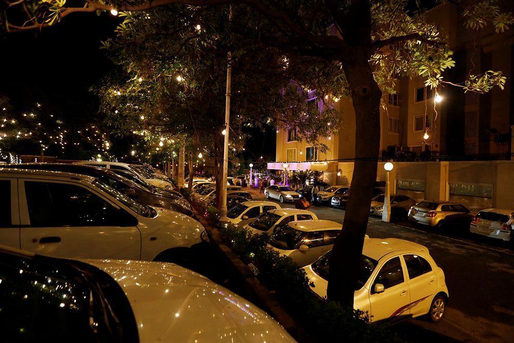 Hotel Townhouse 517 La Sapphire Near Delhi Airport Nueva Delhi Exterior foto